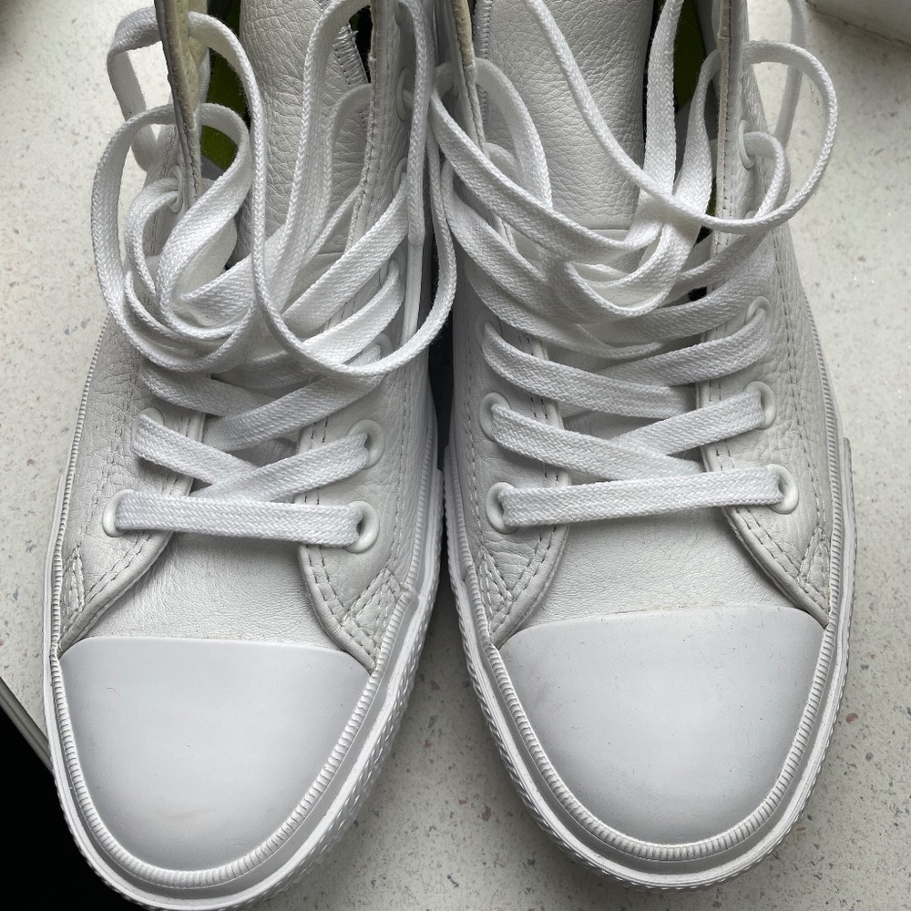 Converse High Top Sneaker